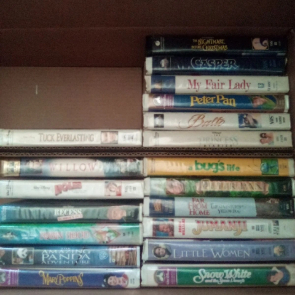 19 Vintage VHS Disney's Original Kid Movies